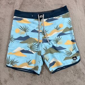 Quiksilver Highline Board Shorts Swim‎ Trunks Palm Tree Landscape Size 34 Surf